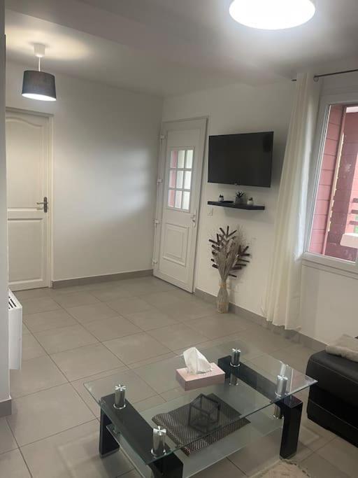 L6/Villiers-Le-Bel Proche Roissy Apartment ภายนอก รูปภาพ